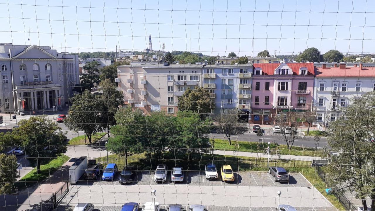 Apartament M-3 Centrum Çestohova Dış mekan fotoğraf