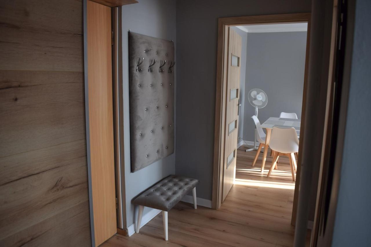 Apartament M-3 Centrum Çestohova Dış mekan fotoğraf